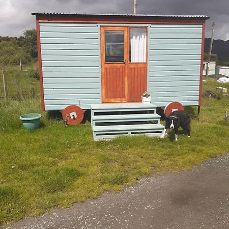 Croft Of Clune Shepherds Hut 뉴턴모어 외부 사진