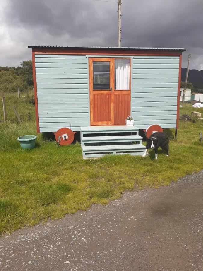 Croft Of Clune Shepherds Hut 뉴턴모어 외부 사진